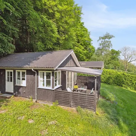 Ginne - 100m To The Fjord By Interhome *