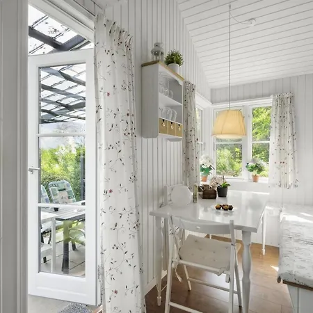 Holiday home Ginne - 100m To The Fjord By Interhome